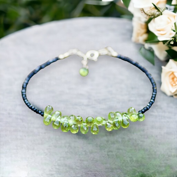Sparkling Natural Black Spinel and Peridot Bracelet in 14k Solid Gold 7.2" - Picture 2 of 5